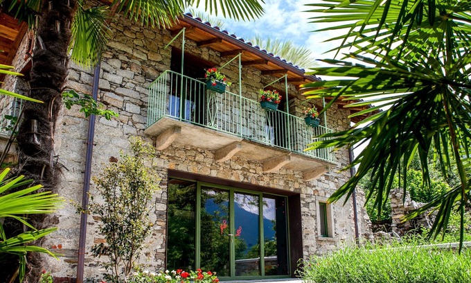 Mergozzo House | 3-room rustico with approx. 1,400 m² plot of land