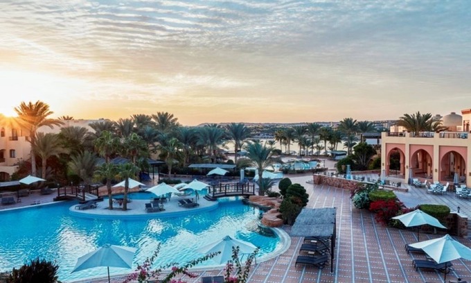 El Quseir Hotel | 3 Rooms l Adults-Only Getaway with Spa, Lagoon Pool, Yoga & Coral Reefs Nearby