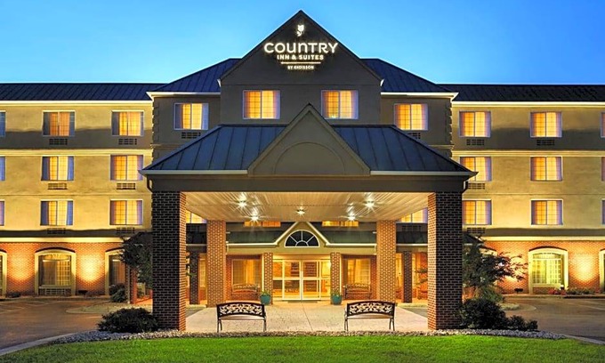 Lexington Hotel | 3-Star Hotel ∙ Country Inn & Suites by Radisson, Lexington, VA