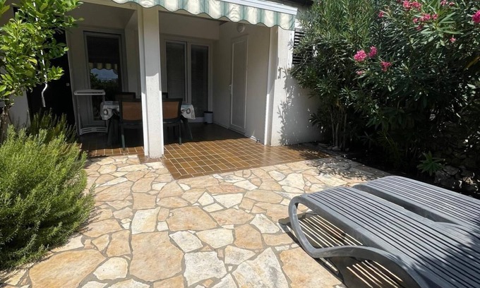 Kolanjski Gajac House | 3 star vacation home Laura- Beach ZRCE