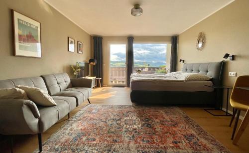 Patersberg Apartment | #3 Studioapartment mit Loreleyblick direkt an der schönsten Etappe des Rheinsteigs