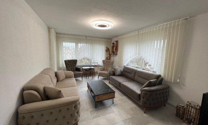 Erbach Apartment | 3 Zimmer OG Wohnung in Erbach