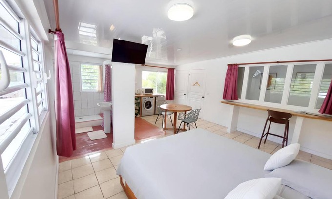 Teahupoo Apartment | 30 m² Studio flat ∙ 2 guests