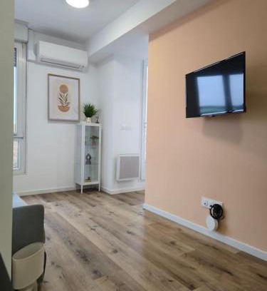 Plaine des Bouchers Apartment | 304 - Studio avec terrasse refait à neuf