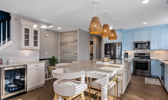 Cape May - Wildwood House | 355 E 24th Ave, Unit 1