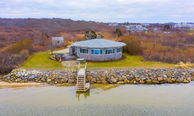 Pocomo House | 360 Waterfront Views with Private Beach in Pocomo!