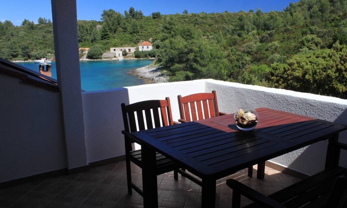 Scedro Apartment | 38 m² Apartment ∙ 1 bedroom ∙ 4 guests