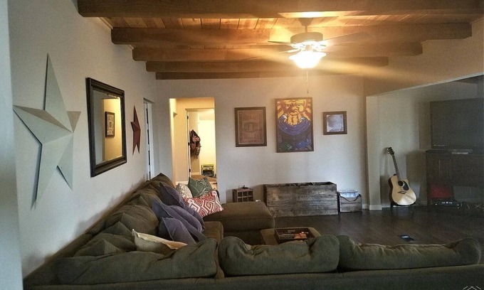 Pendleton House | 3bed 1bath with views of the city overlooking the event fairgrounds.