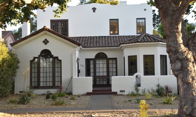 Petaluma House | 4 bed 3 bath house in wine area near SF. Walk to town. Dog friendly PLV120240032