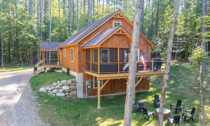 Campton Cabin | 4-bedroom/9 bed cabin in enchanting Campton's Waterville Valley Estates