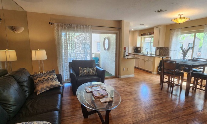 Mira Mesa Condo | 4 mi to La Jolla Beaches, Pool, A/C, Desk, Available Mid & Long term