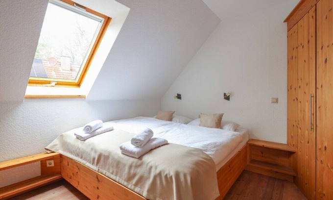 Hakenfelde Apartment | 4 person apartment in green suroundings