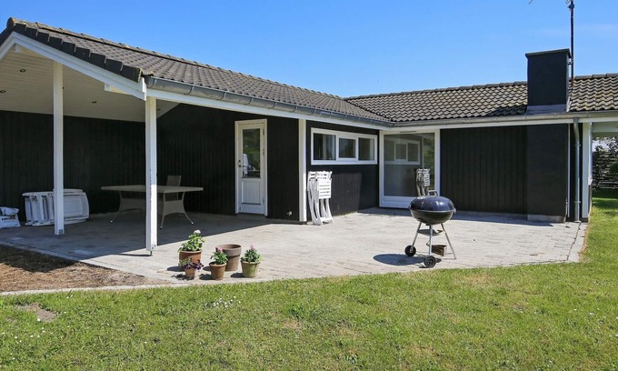 Smidstrup Strand House | 4 person holiday home in Gilleleje-By Traum