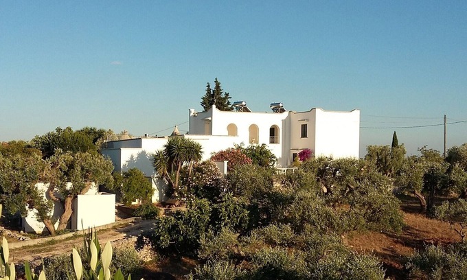 Cisternino Apartment | 4-person, very spacious ground floor appt, trullo, shared pool and tennis court.