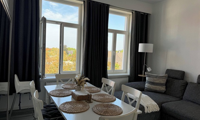 Region Hannover District Condo | 4 room new apartment center contactless