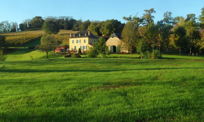 Monein Cottage | 4-star gîte with private heated pool and panoramic views