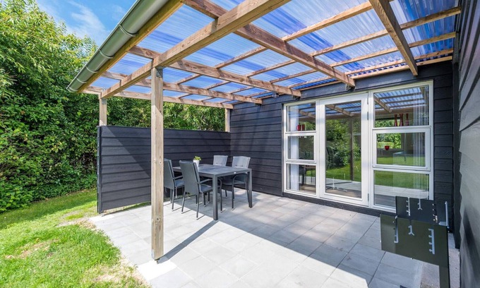 Skaven Strand House | 4 star holiday home in Tarm