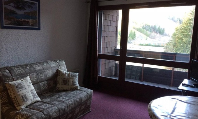 Correncon-en-Vercors Apartment | 4th floor, balcony, tv, 32m², Villard de Lans