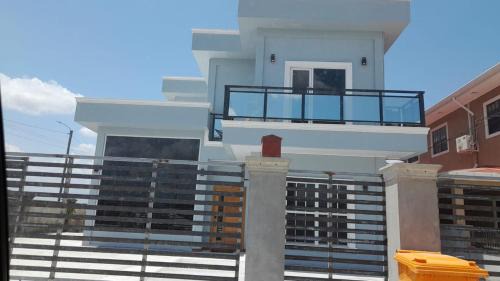 Providence Villa | 5 Bed Villa Sleeps 10 with Jacuzzi