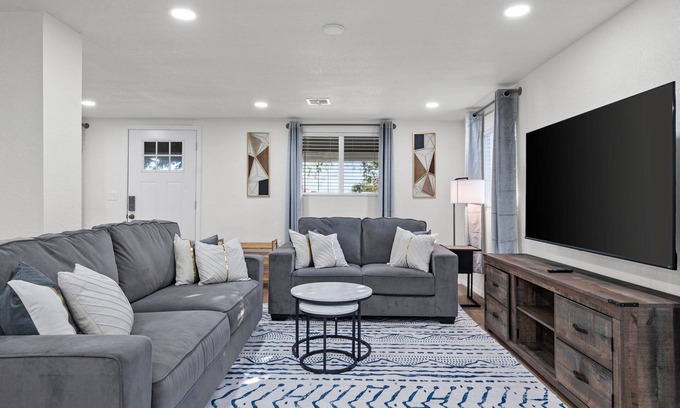 Estrella House | 5 Miles From Downtown Phoenix- 2 Bedrooms