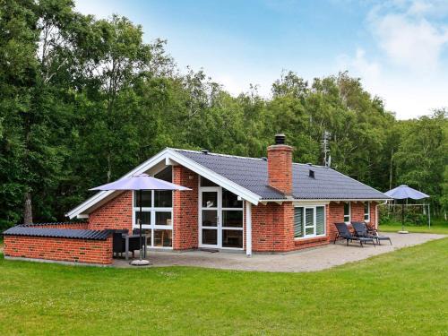 Vestero Havn House | 5 person holiday home in Læsø