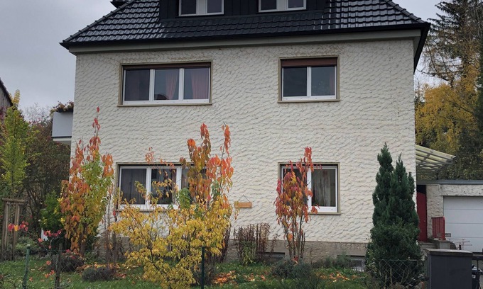 Mainstockheim Apartment | 50 steps to river Main, balcony into the greenery, 2 bathrooms, ideal long stay