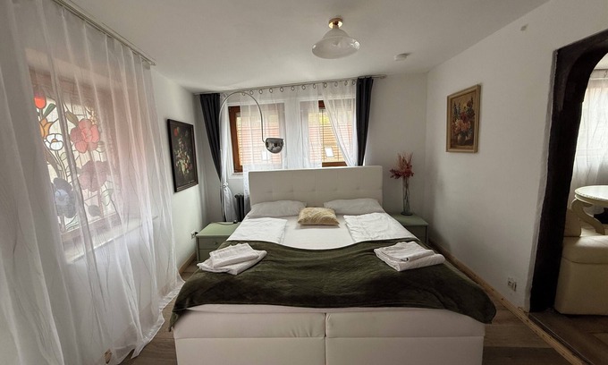 Steinsfeld Apartment | 50qm Große 3-zimmer-wohnung mit Smart-tv