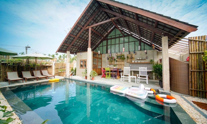 Cam Chau Villa | 5mins to old town & beach! Private family villa w/Pool - B.fast inc.