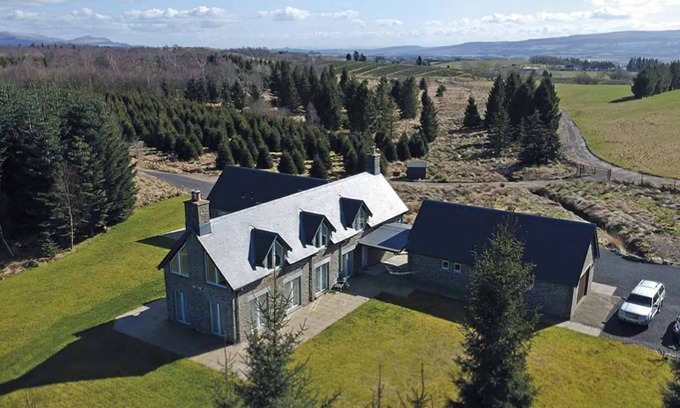 Kippen Cottage | 6 bedroom accommodation in Callander