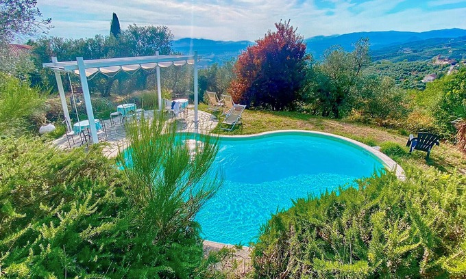 Lamporecchio House | 6 bedroom nice home in Lamporecchio