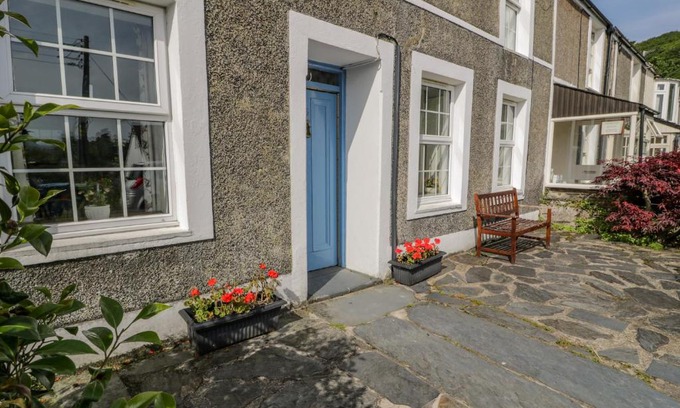 Borth-y-Gest House | 6 Glyn Terrace