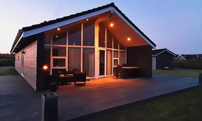 Falen House | 6 person holiday home in Hemmet