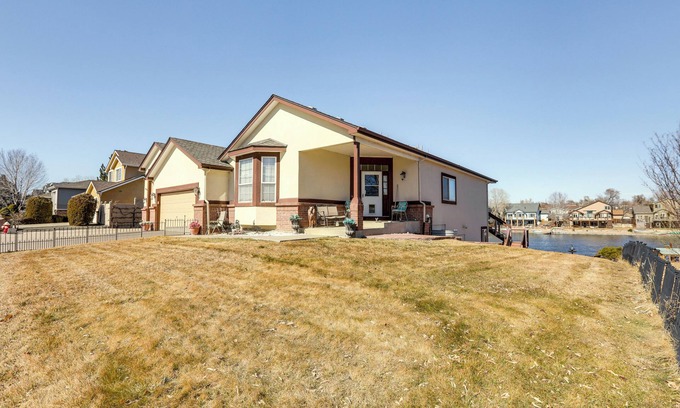 Berkley Apartment | 7 Mi to Dtwn Denver: Lakefront Gem w/Dock!