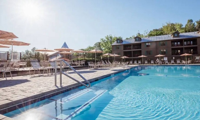 South Lee Villa | 7 nights in our 1 br, full kitchen villa. Only 110 per night