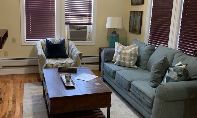 Union City Apartment | 725 13. # 9 · Beautiful Apt 20 min to time square