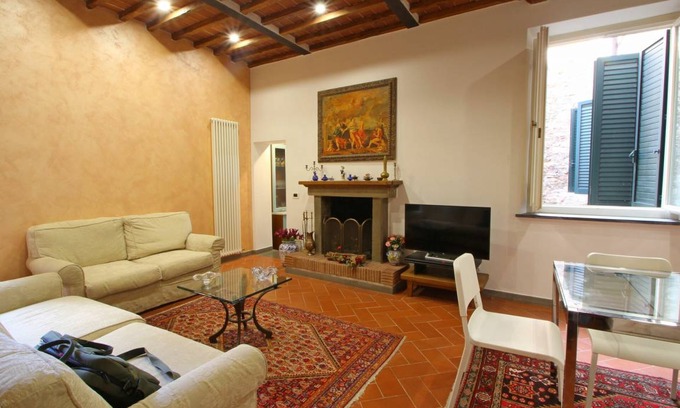 Lucca Historical Center Villa | 75 m² Villa ∙ 1 bedroom ∙ 4 guests