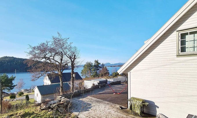 Masfjorden House | 8 person holiday home in Masfjordnes-By Traum