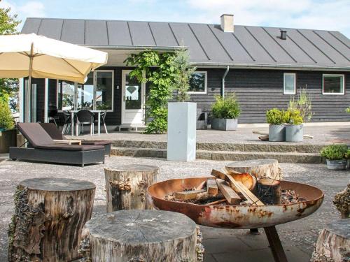 Hvidbjerg Strand House | 8 person holiday home in Børkop
