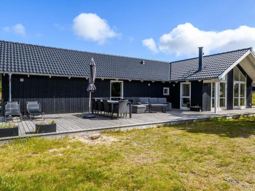 Rindby Strand House | 8 person holiday home in Fanø