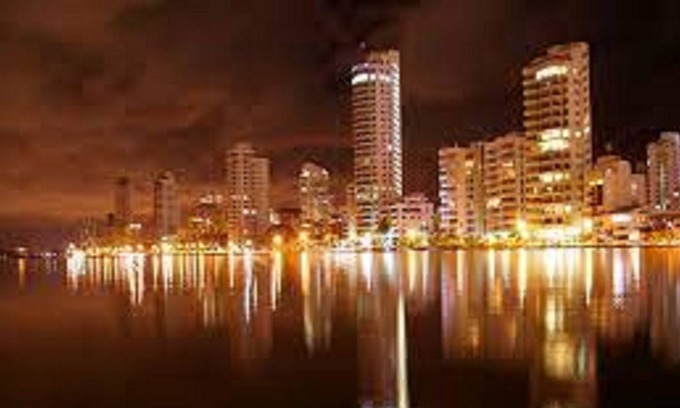 Castillogrande House | 8mg-1 Mansion in Cartagena Near the Sea With Air Conditioning And WIFI