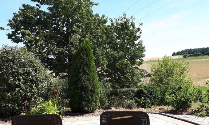 Ursensollen Apartment | 98qm-große Ferienwohnung in Einzellage im idyllischen Thonhausen