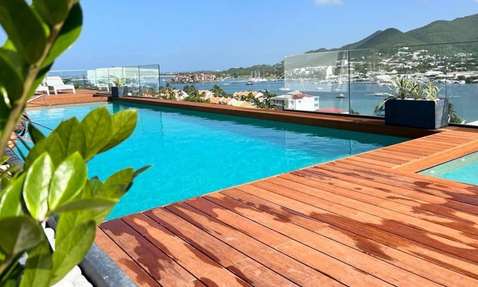 Beacon Hill Apartment | A-101 at The Hills Residence