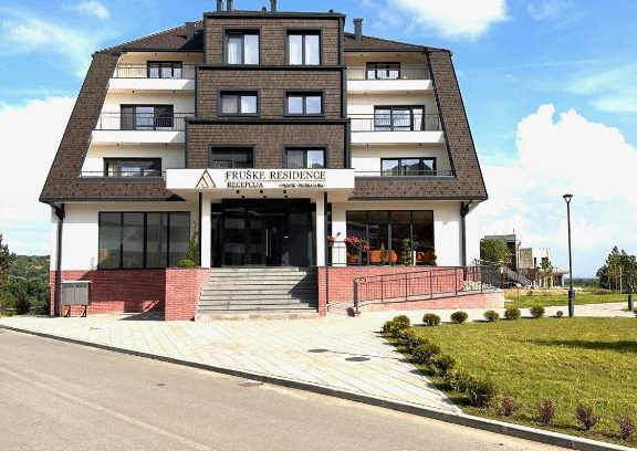 Vrdnik Apartment | A 207-Fruske Residence