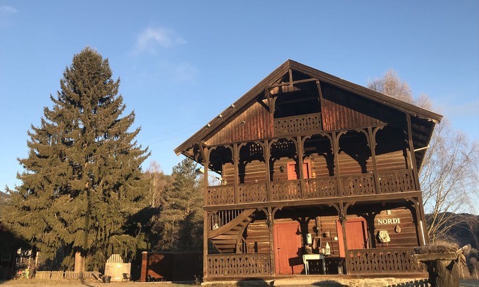 Sor-Aurdal House | A beautiful 19th century farmhouse