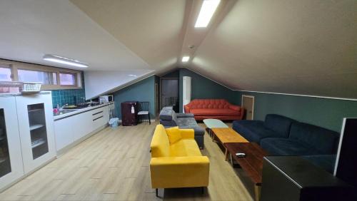 Unseo-dong Apartment | A Bridge House 1C-1