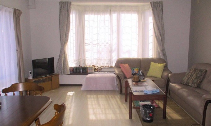 Toyama House | A building with parking for 2 cars 9 minutes from / Toyama Toyama