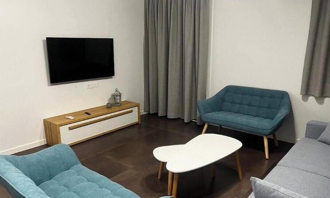 Redondela Ski Chalet | A Casa Da Praia (on the beach, ria de vigo at 600m. camino santiago, 15 min.vigo)