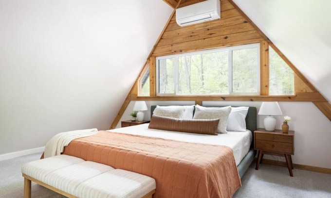 Interlochen Cottage | A cozy getaway nestled in the woods of Northern Michigan.