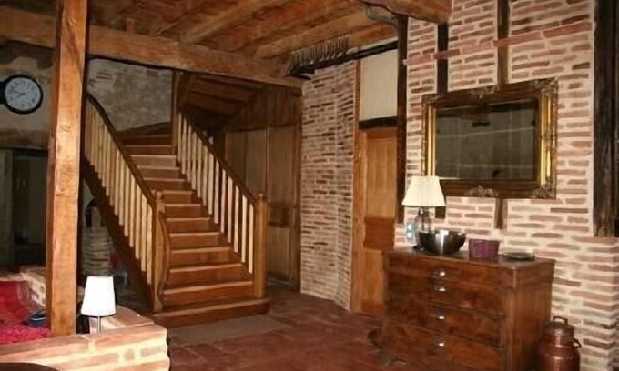 Labastide-Saint-Georges Cottage | A former coach inn in the XVII, in the heart of the country cocaine