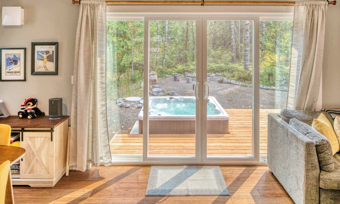 Mount Hood Village House | A-Frame of Mind - Secluded Escape Hot tub